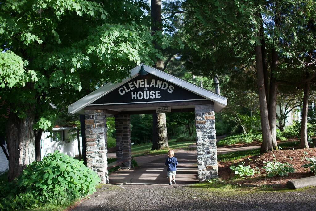 A classic waterfront resort