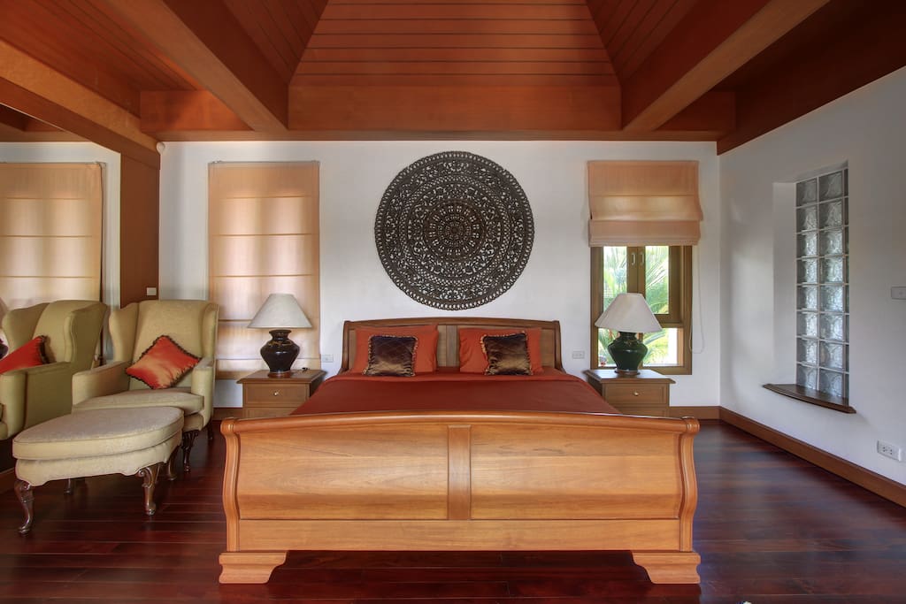 Master bedroom 1
