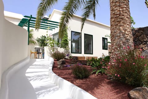 Unique,Stylish El Estanque by the Sea, Adults Only