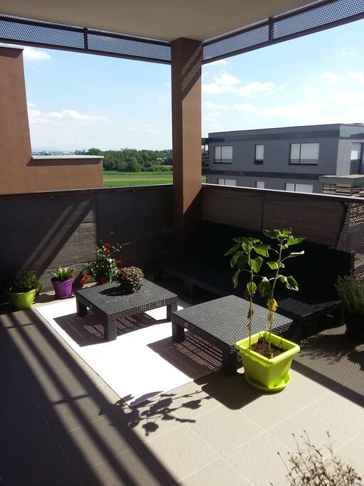 Terrasse avec espace détente