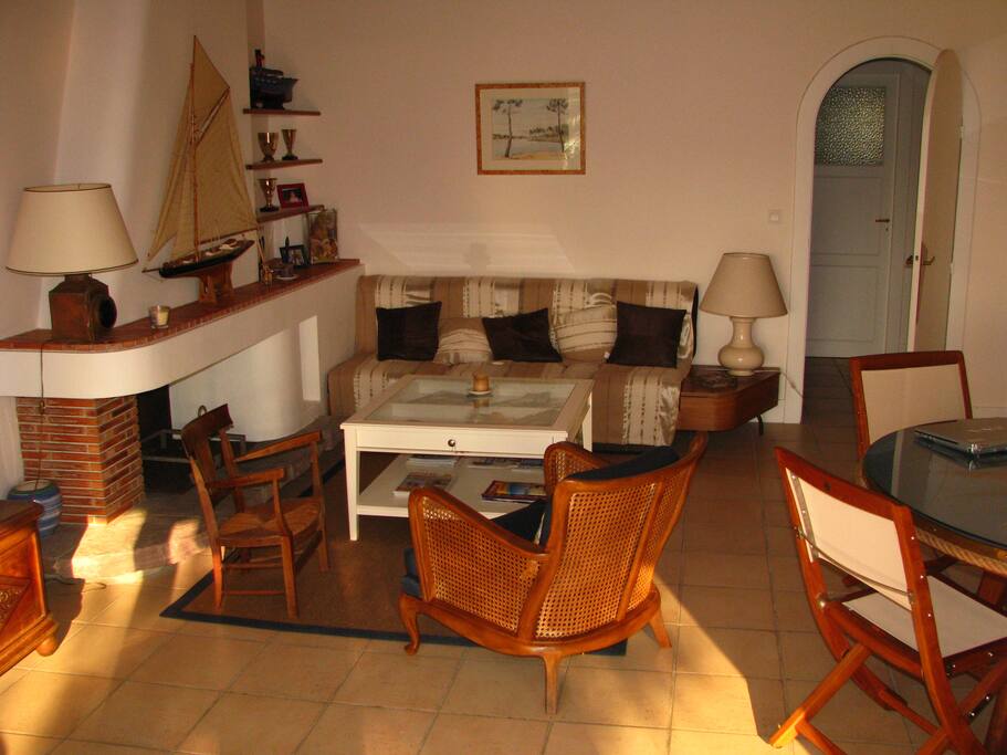 séjour, sortie sur terrasse