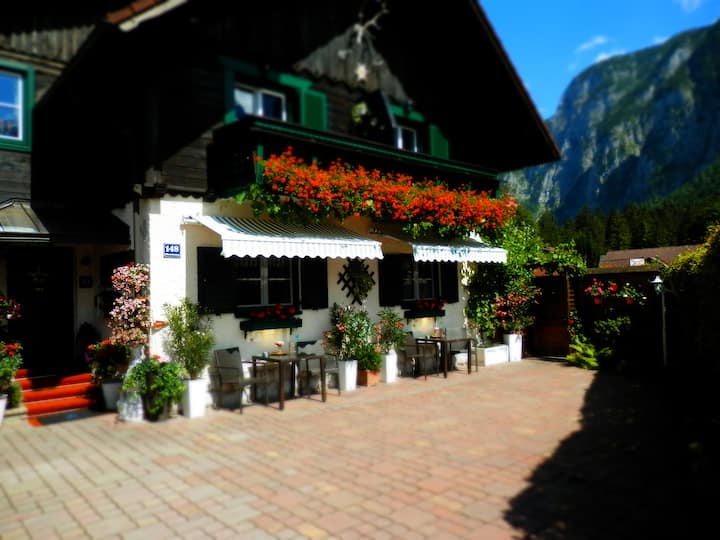 Landhaus Osborne near Hallstatt -A2