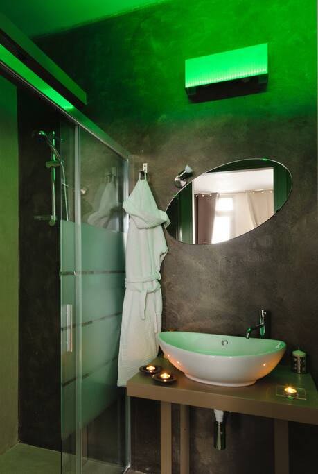 Bagno Cromoterapico