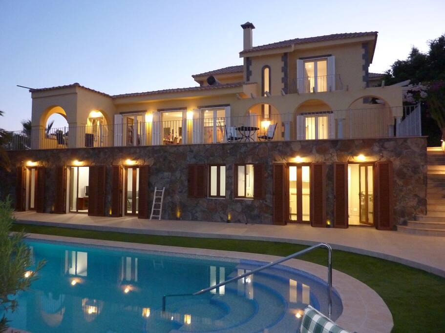 El Chalet at sundown