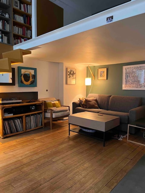Top Airbnb: Modern and cosy studio loft in Paris 10e Arrondissement