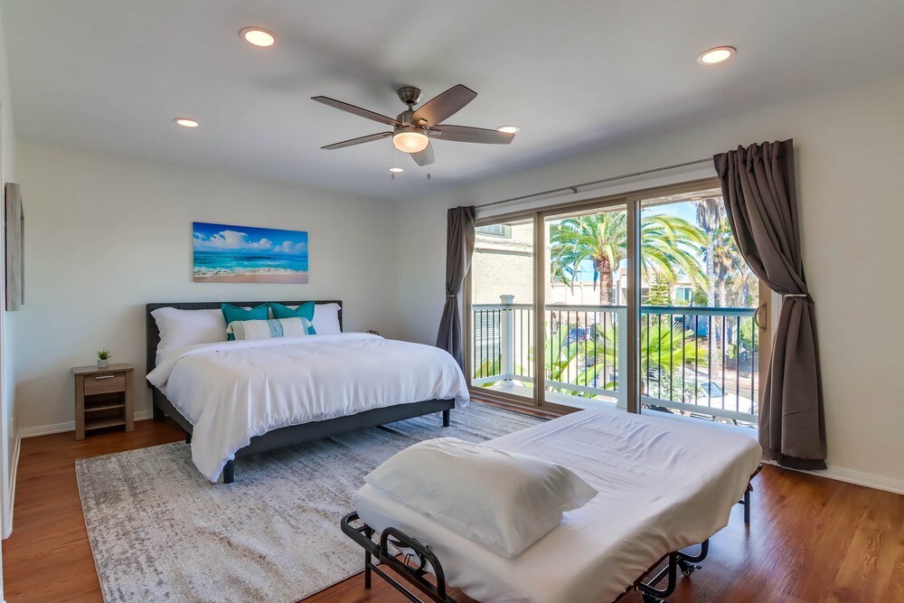 ห้องนอนใหญ่และเตียงแฝด 