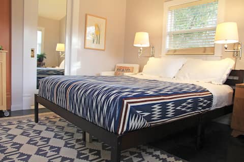 Private Garden Suite for 1 or 2 Guests.