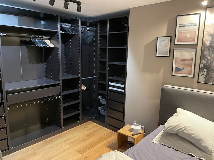 غرفة النوم 1