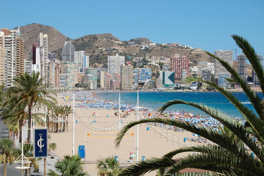 Vistas desde la terraza de la playa de Levante