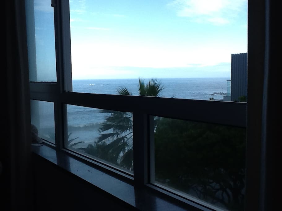 Sea view from side elevation