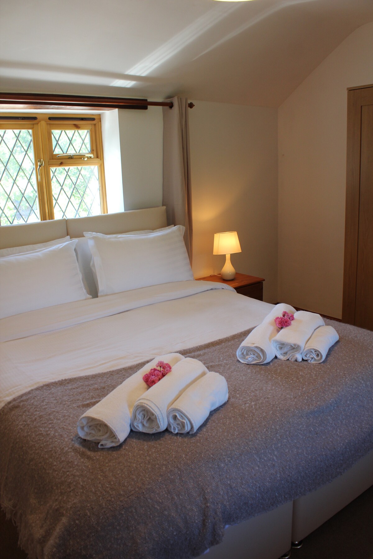 غرفة النوم 2