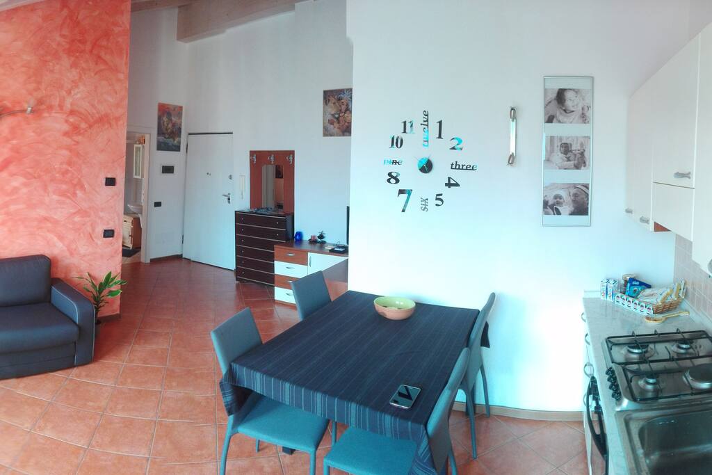 SALONE,CON DIVANO LETTO