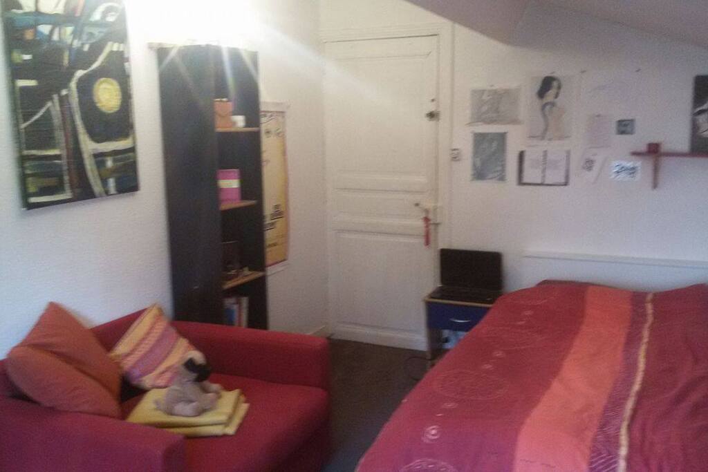 Vue de la chambre (2) / Room view (2)