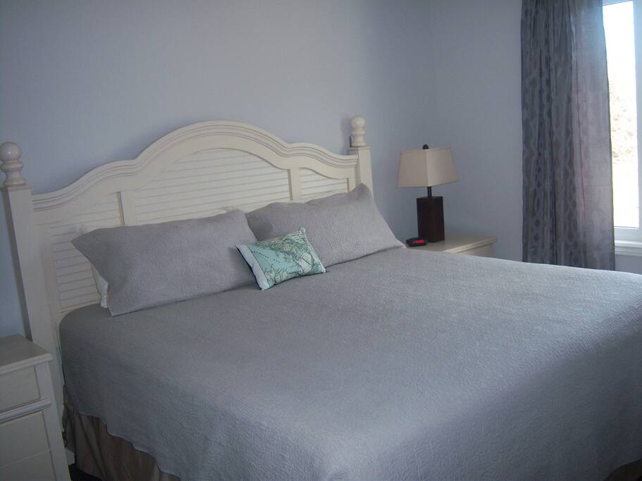 Bedroom 1 King Bed