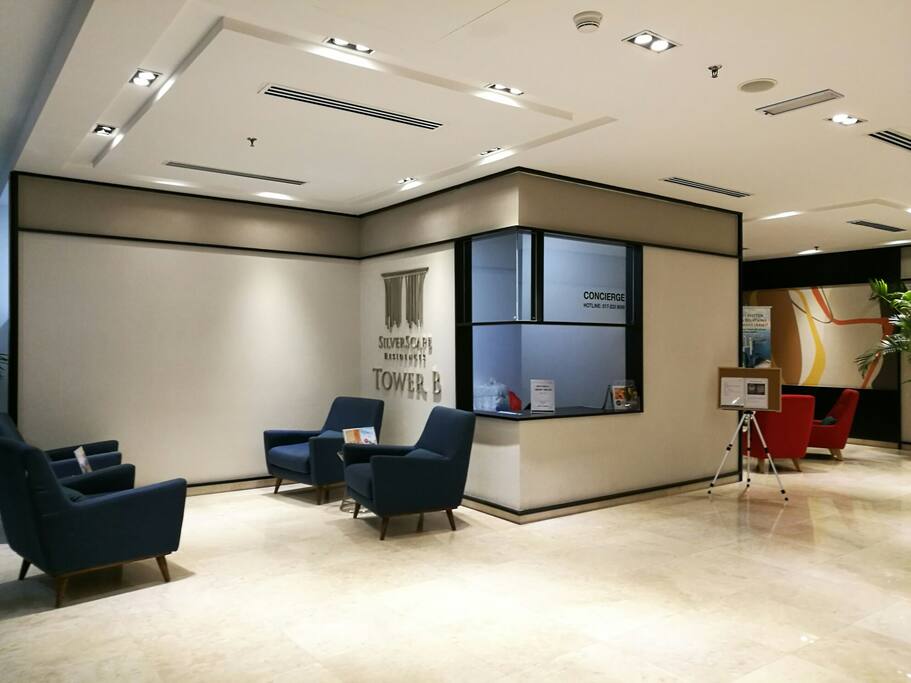 Lobby Block B.