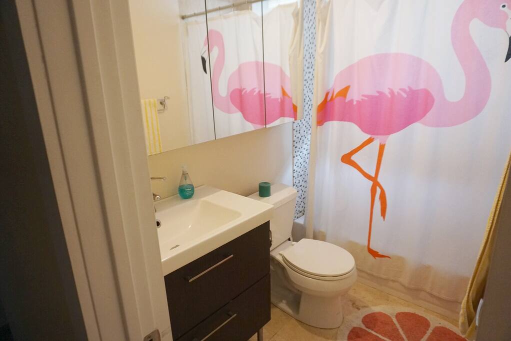 Full Size Light Filled Bathroom