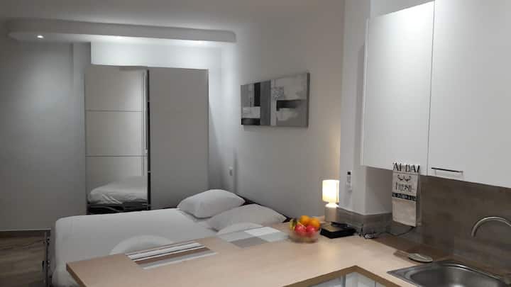 Studio Centre De Cannes Proche Du Palais Et Plages - Cannes