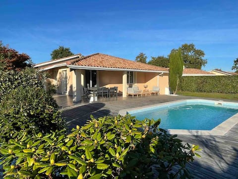 ☆villapiscine☆ 8pers☆ centrebassin