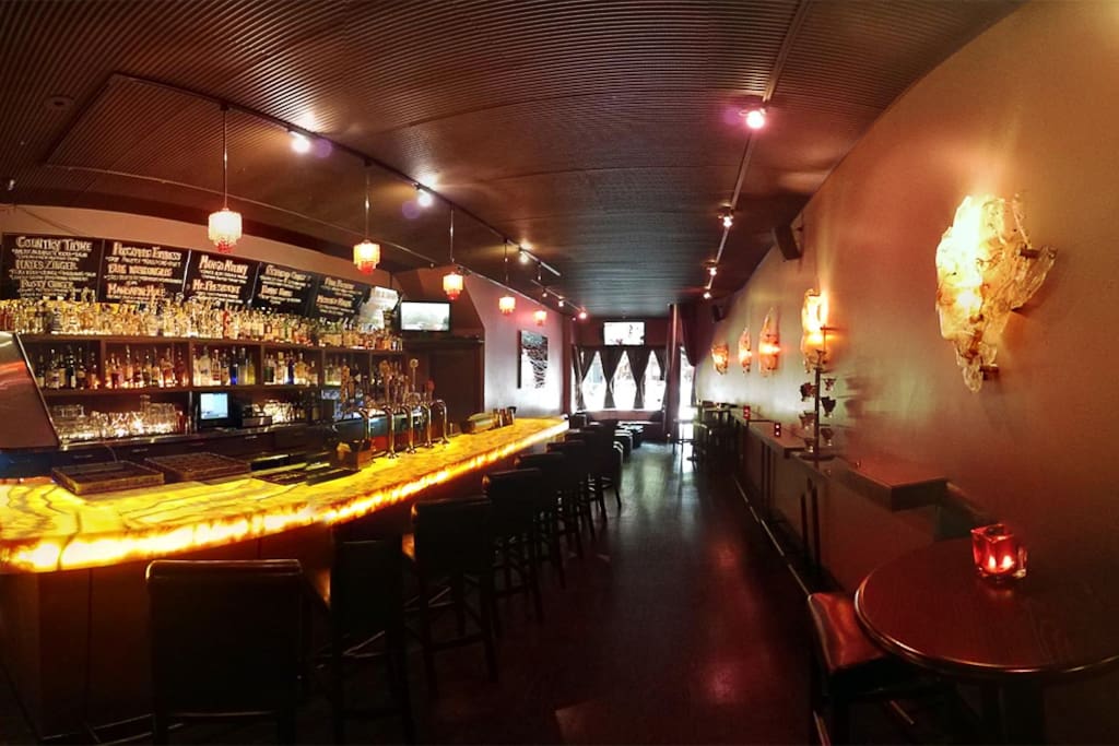 SoMa semtinde Sugar Lounge adlı yerin fotoğrafı