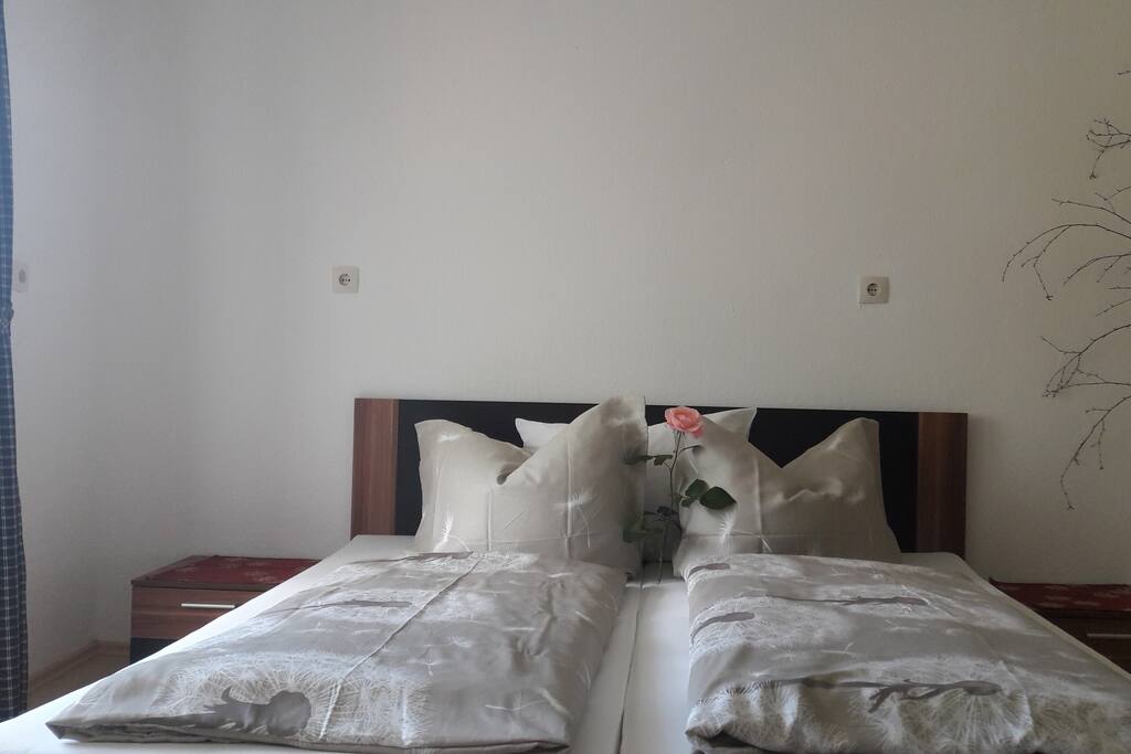 Gemütliche Schlafzimmer laden zum Erholen ein
