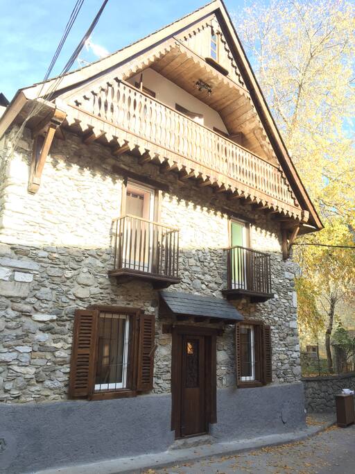 Fachada Casa Pucurull.