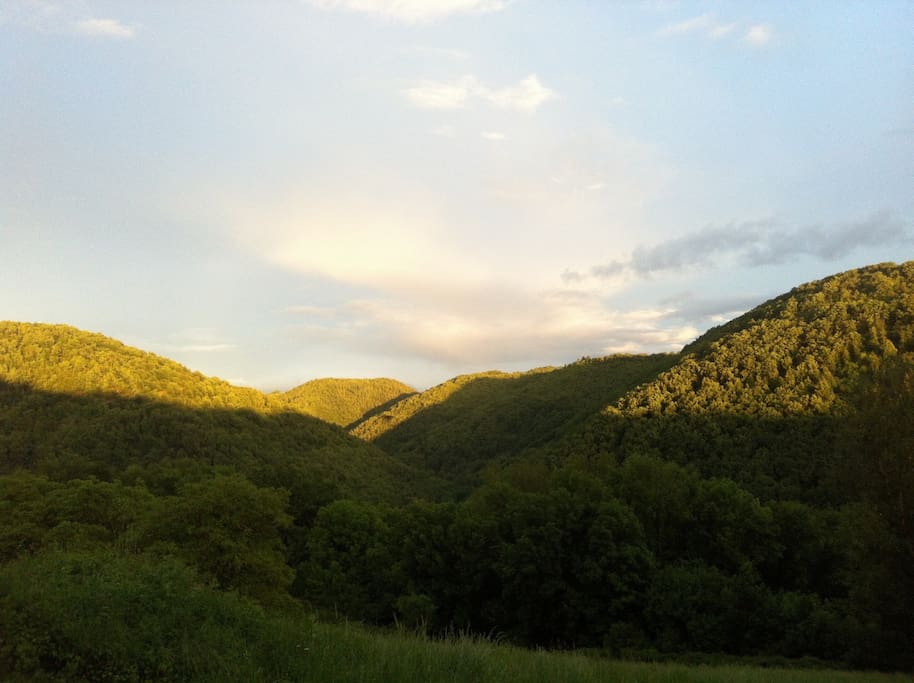 La vue sur la vallée du Viaur, depuis la maison, plein sud !