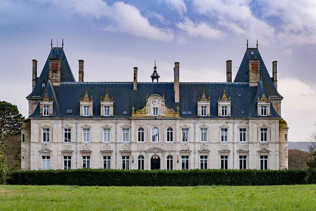 Chateau De Tresse Rest Forest Spa Castles For Rent In Pouance Pays De La Loire France