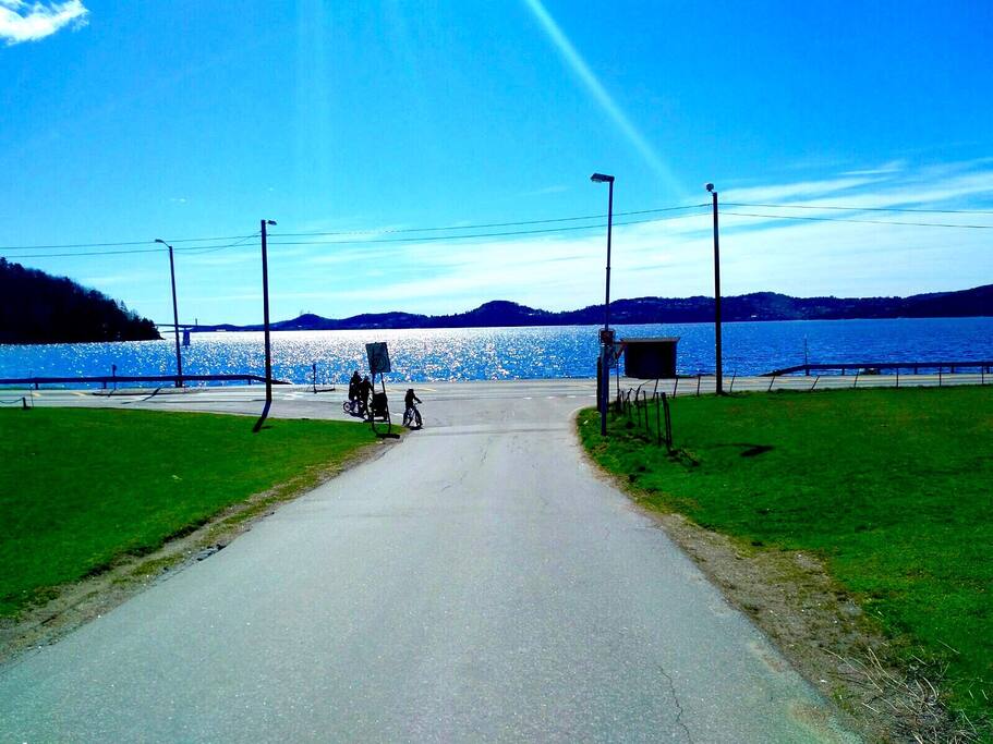 The neighborhood and the beach on a sunny spring day.