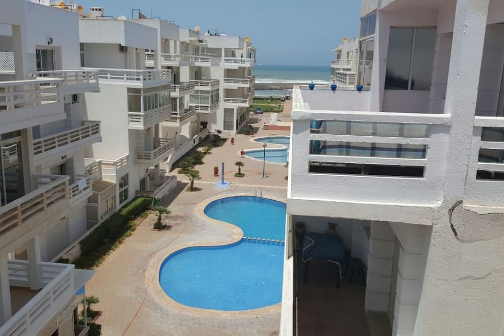 Accés à 5 piscines au sein de la résidence + accés direct à la plage