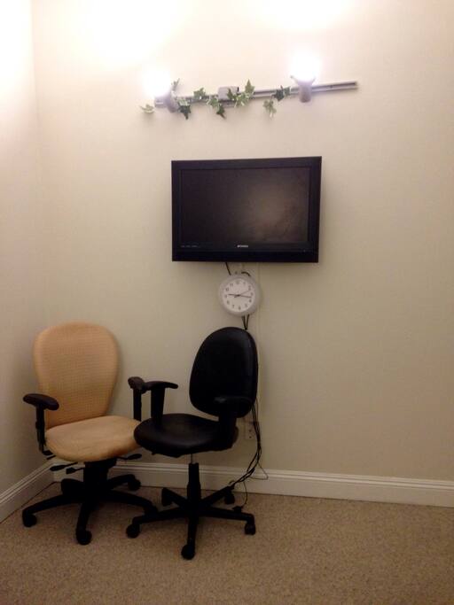 tv in unit and lights