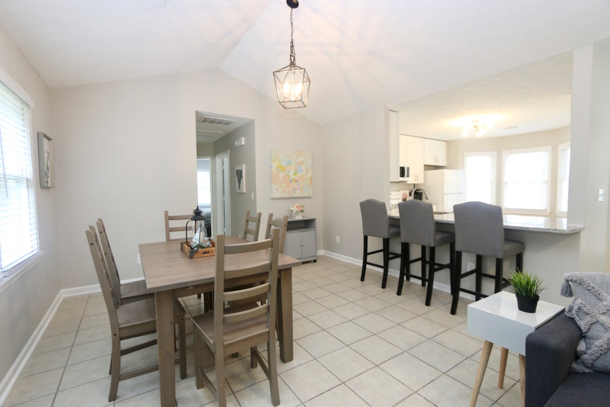 Cute and spacious house just for you!
