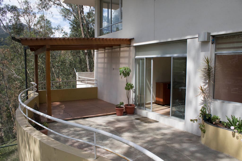Main Terrace (Terraza Exterior)