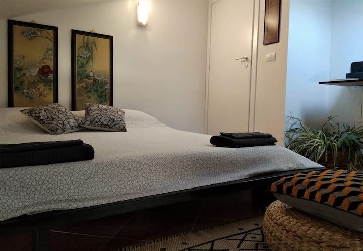 غرفة نوم الغرفة العلوية