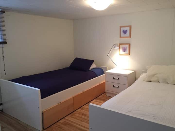 Chambre au sous-sol