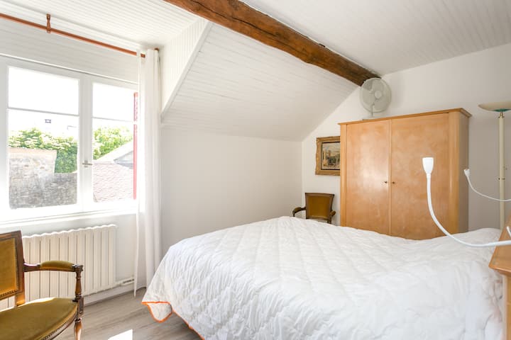 საძინებელი 2