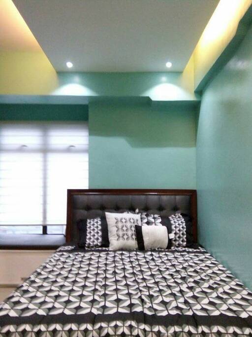 queen sized bed