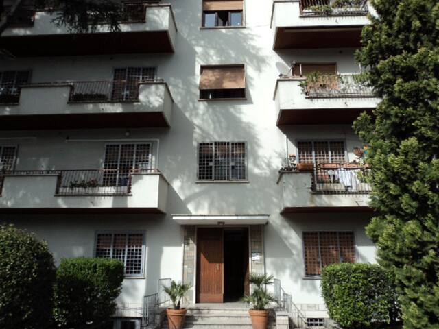 Romaurelia2, 12 posti letto gallery image 3