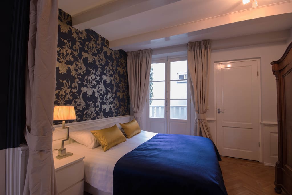 The very comfy bed in the bedroom