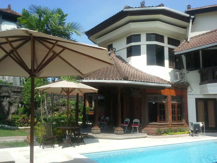 Outdoor Setting