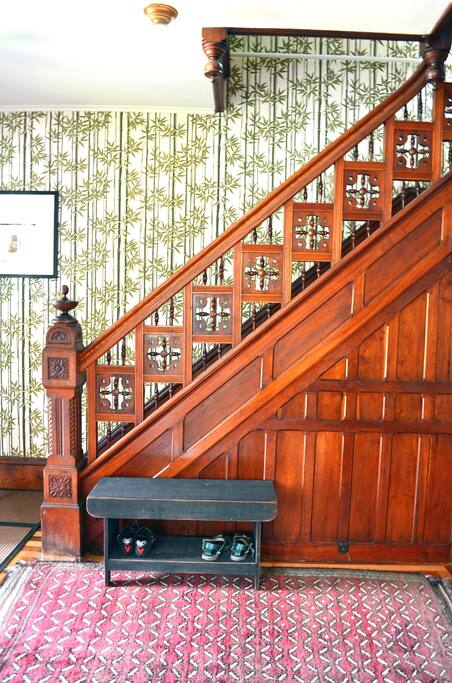 A formal entryway greets you as you enter the home.