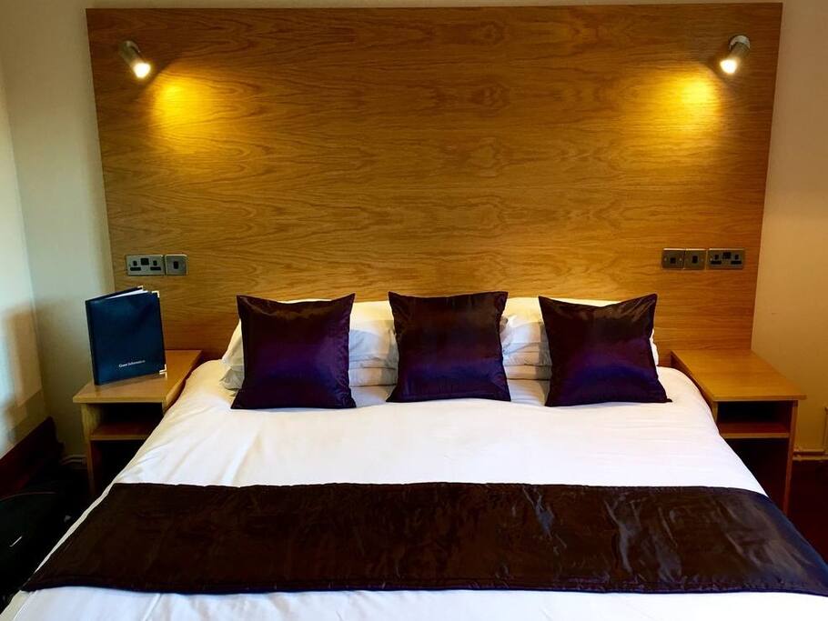 Guest room