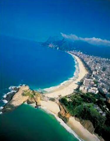 Charmoso Apto no Arpoador, Rio de Janeiro gallery image 2