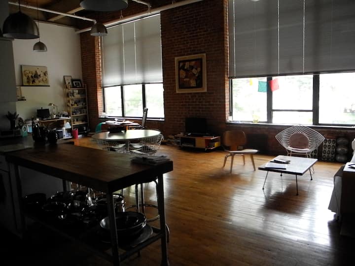 Walk to Duke, Brightleaf & downtown Condominiums for Rent in Durham