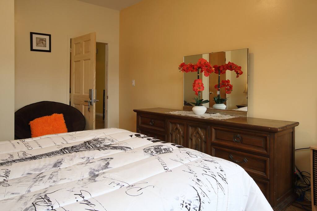 The Dream Room near Barclays Center Apartments for Rent in Brooklyn, New York, United States