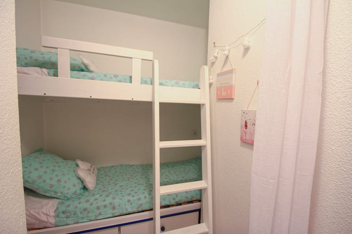 Coin enfants /ركن الأطفال