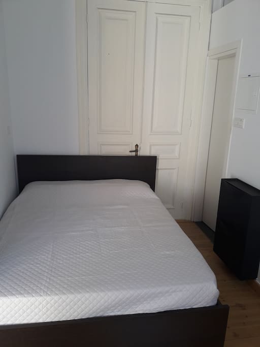 Double bed