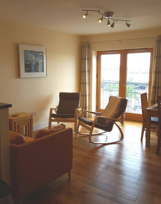 Livingroom/dining room overlooking the Wexford harbor