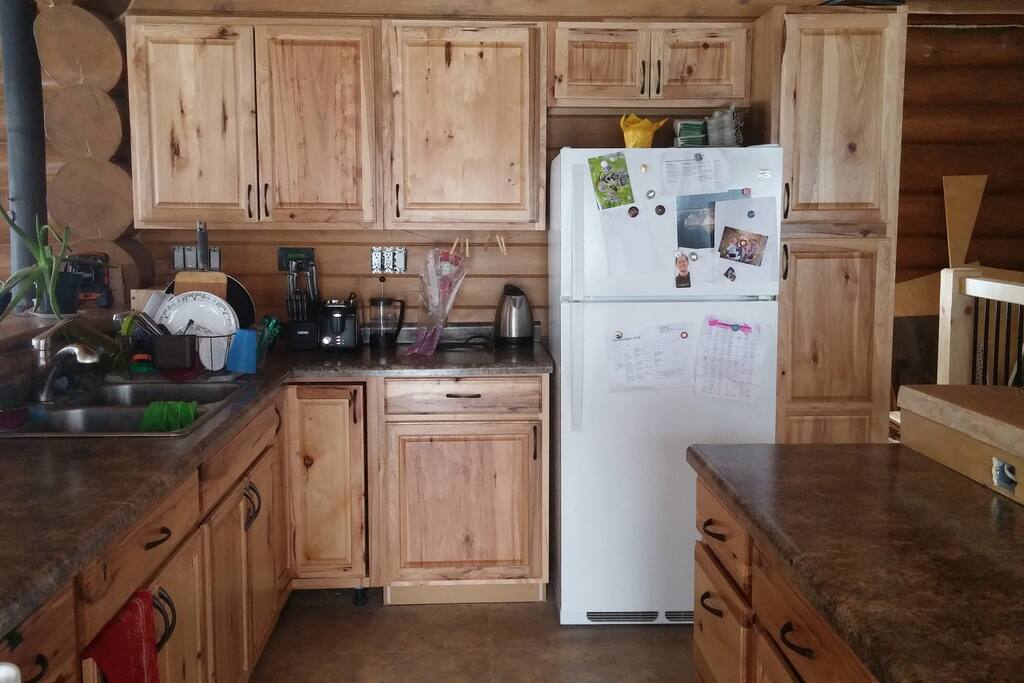 The kitchen again.