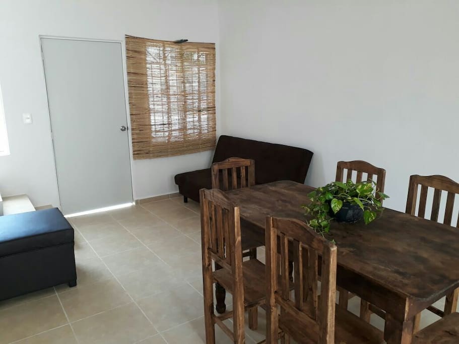 comedor y sofá cama