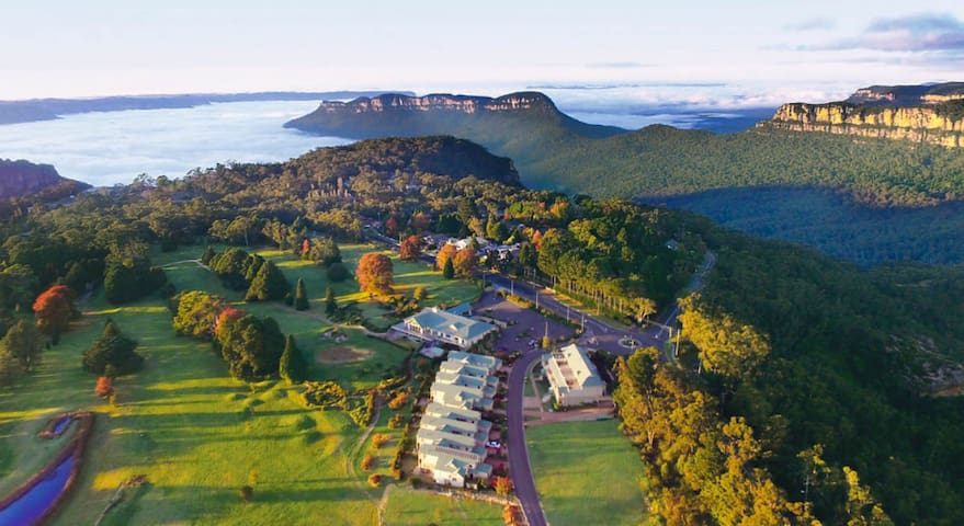 'The Escarpments' in Katoomba